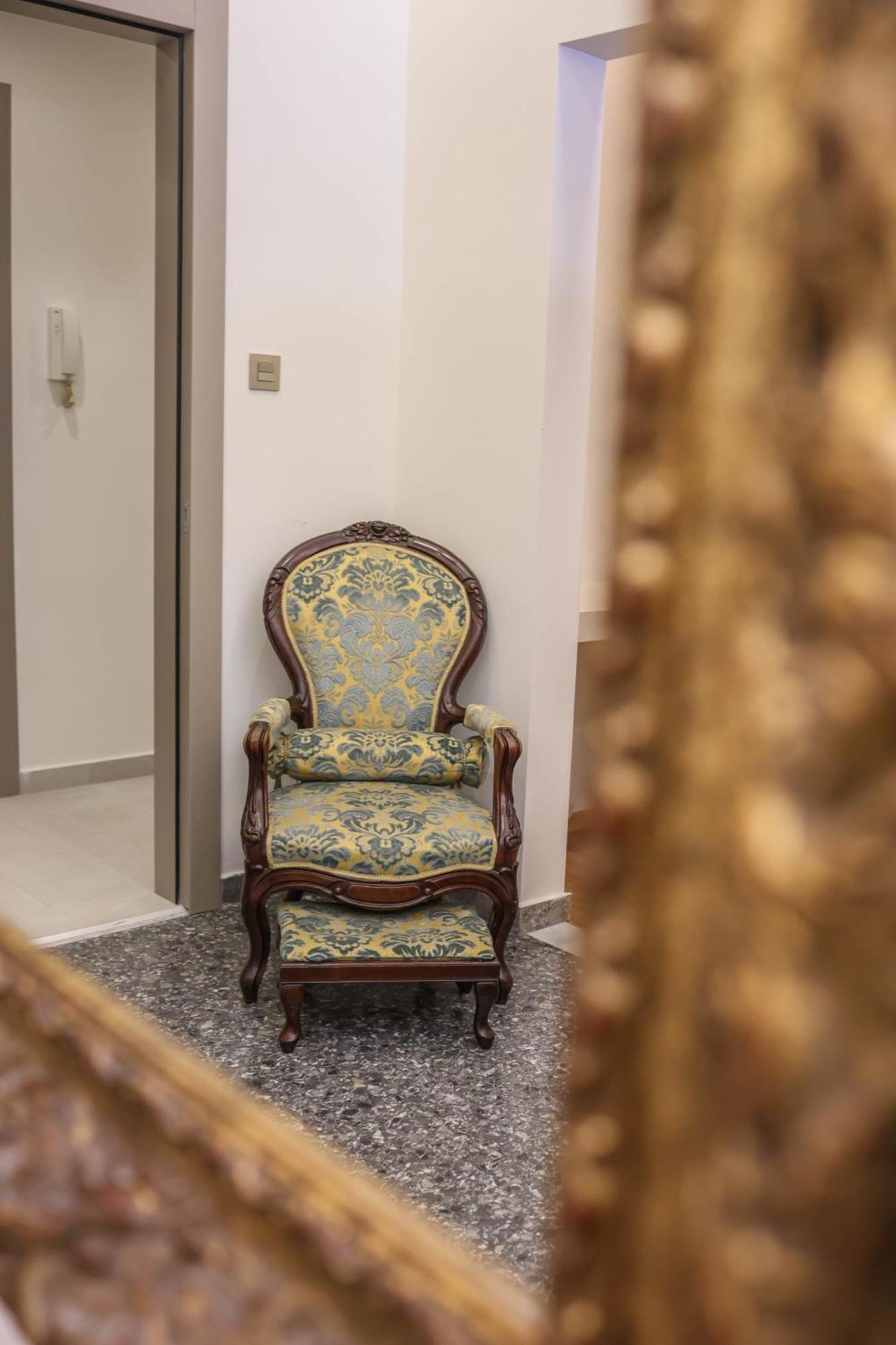 Elektra'S Apartment#2 1St Fl, Διαμέρισμα Στο Κέντρο Της Λάρισας Με Δωρεάν Parking Eksteriør billede